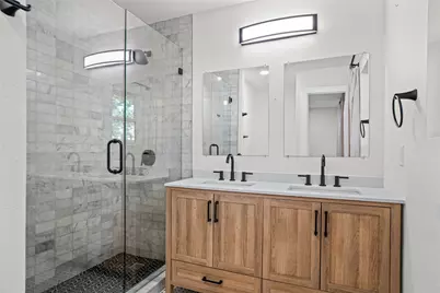 2400 Broken Oak Drive, Austin, TX 78745 - Photo 4
