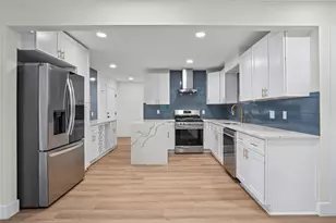2400 Broken Oak Dr, Austin, TX 78745 - Photo 16