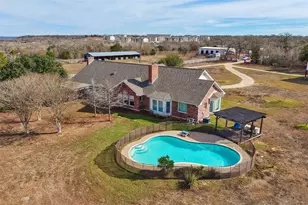 681 Leisure Ln, Cedar Creek, TX 78612 - Photo 14