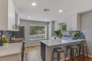 12900 Campos Dr, Austin, TX 78727 - Photo 6