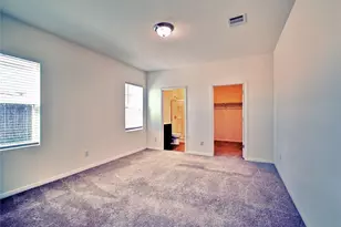 125 Woodpecker Run, Jarrell, TX 76537 - Photo 12