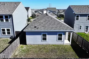 125 Woodpecker Run, Jarrell, TX 76537 - Photo 22