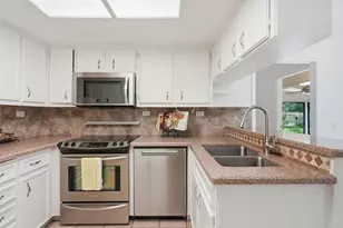 9900 Richelieu Rd, Austin, TX 78750 - Photo 12