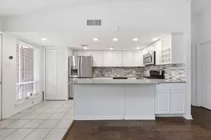 5601 Woodrow Ave, Austin, TX 78756 - Photo 10