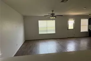 113 Outfitter Dr, Bastrop, TX 78602 - Photo 4