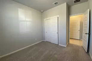 1712 Artesian Spgs Xing, Leander, TX 78641 - Photo 16