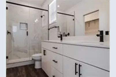 1004 Wheatley Avenue, Austin, TX 78752 - Photo 16