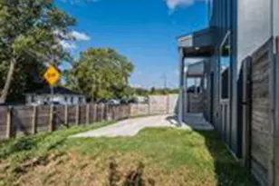 1004 Wheatley Ave, Austin, TX 78752 - Photo 18