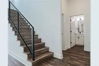 1004 Wheatley Avenue, Austin, TX 78752 - Photo 8