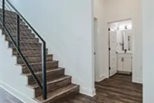 1004 Wheatley Ave, Austin, TX 78752 - Photo 8