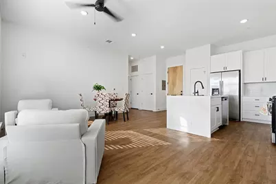 1811 Webberville Road #1305, Austin, TX 78721 - Photo 12
