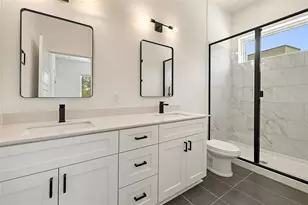 1811 Webberville Rd, Austin, TX 78721 - Photo 12