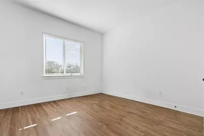 1811 Webberville Road #1305, Austin, TX 78721 - Photo 6