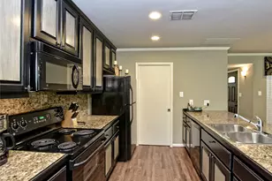 222 Lido St, Lakeway, TX 78734 - Photo 16