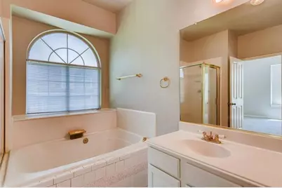 9132 Fainwood Lane, Austin, TX 78749 - Photo 6