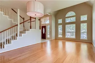 9132 Fainwood Ln, Austin, TX 78749 - Photo 4