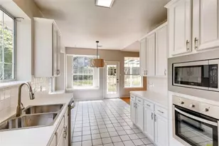 9132 Fainwood Ln, Austin, TX 78749 - Photo 8