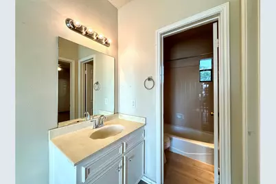 4401 Speedway #305, Austin, TX 78751 - Photo 8