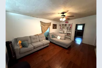 1007 N 17th Street, Temple, TX 76501 - Photo 2
