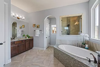 209 E Vienna Drive, Hutto, TX 78634 - Photo 16