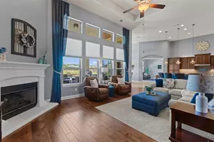 209 E Vienna Dr, Hutto, TX 78634 - Photo 8