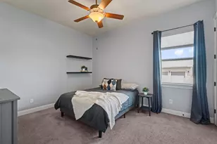 209 E Vienna Dr, Hutto, TX 78634 - Photo 18