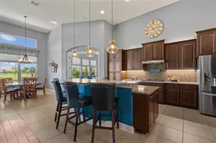 209 E Vienna Dr, Hutto, TX 78634 - Photo 10