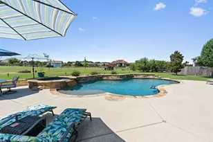 209 E Vienna Dr, Hutto, TX 78634 - Photo 28