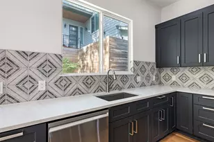 3010 Webberville Rd, Austin, TX 78702 - Photo 22