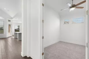 333 Ridgewell Loop, Georgetown, TX 78633 - Photo 6