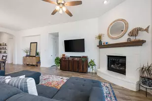 7611 Desert Needle Dr, Lago Vista, TX 78645 - Photo 12