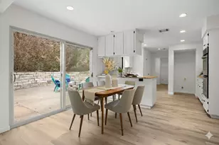 9301 Rolling Oaks Trail, Austin, TX 78750 - Photo 8