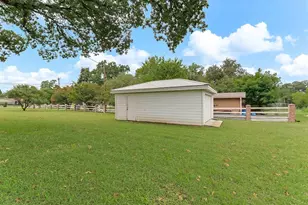 416 Highland Dr, Marble Falls, TX 78654 - Photo 14