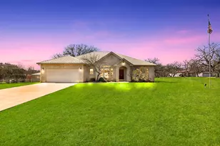 416 Highland Dr, Marble Falls, TX 78654 - Photo 1