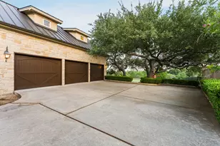 7825 Lynchburg Dr, Austin, TX 78738 - Photo 28