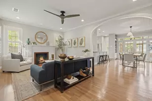804 W 30 1/2 St, Austin, TX 78705 - Photo 4