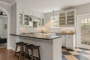804 W 30 1/2 St, Austin, TX 78705 - Photo 14