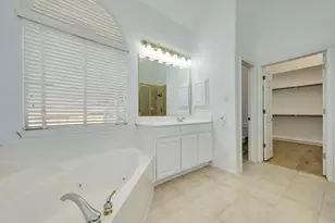 12309 Pleasant Hill Ct, Austin, TX 78738 - Photo 22