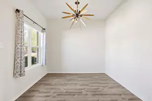 716 S San Marcos St, Manor, TX 78653 - Photo 4
