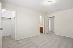 716 S San Marcos St, Manor, TX 78653 - Photo 32