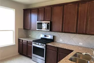 108 Yellowbark St, Buda, TX 78610 - Photo 6