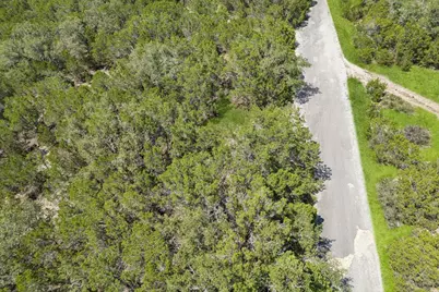 8400 Cedar Glen Cove, Lago Vista, TX 78645 - Photo 4