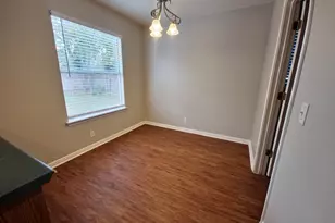 107 Orange Tree Ln, Georgetown, TX 78626 - Photo 6