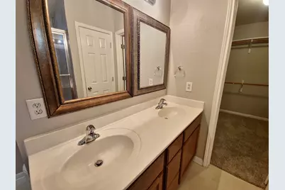 107 Orange Tree Lane, Georgetown, TX 78626 - Photo 10
