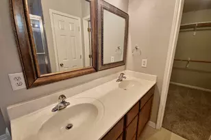 107 Orange Tree Ln, Georgetown, TX 78626 - Photo 10