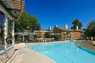 2800 Bartons Bluff Ln, Austin, TX 78746 - Photo 10