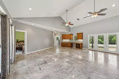 129 Country Air Drive, Bastrop, TX 78602 - Photo 10