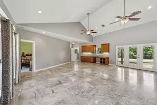 129 Country Air Dr, Bastrop, TX 78602 - Photo 10