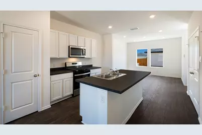 312 Santo Domingo Road, Bastrop, TX 78602 - Photo 4