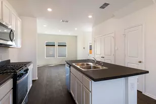 312 Santo Domingo Rd, Bastrop, TX 78602 - Photo 6